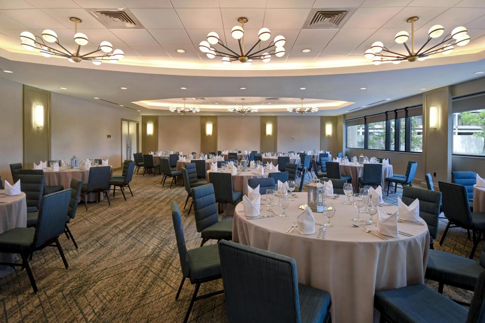 Four Points By Sheraton Boston Newton Zewnętrze zdjęcie