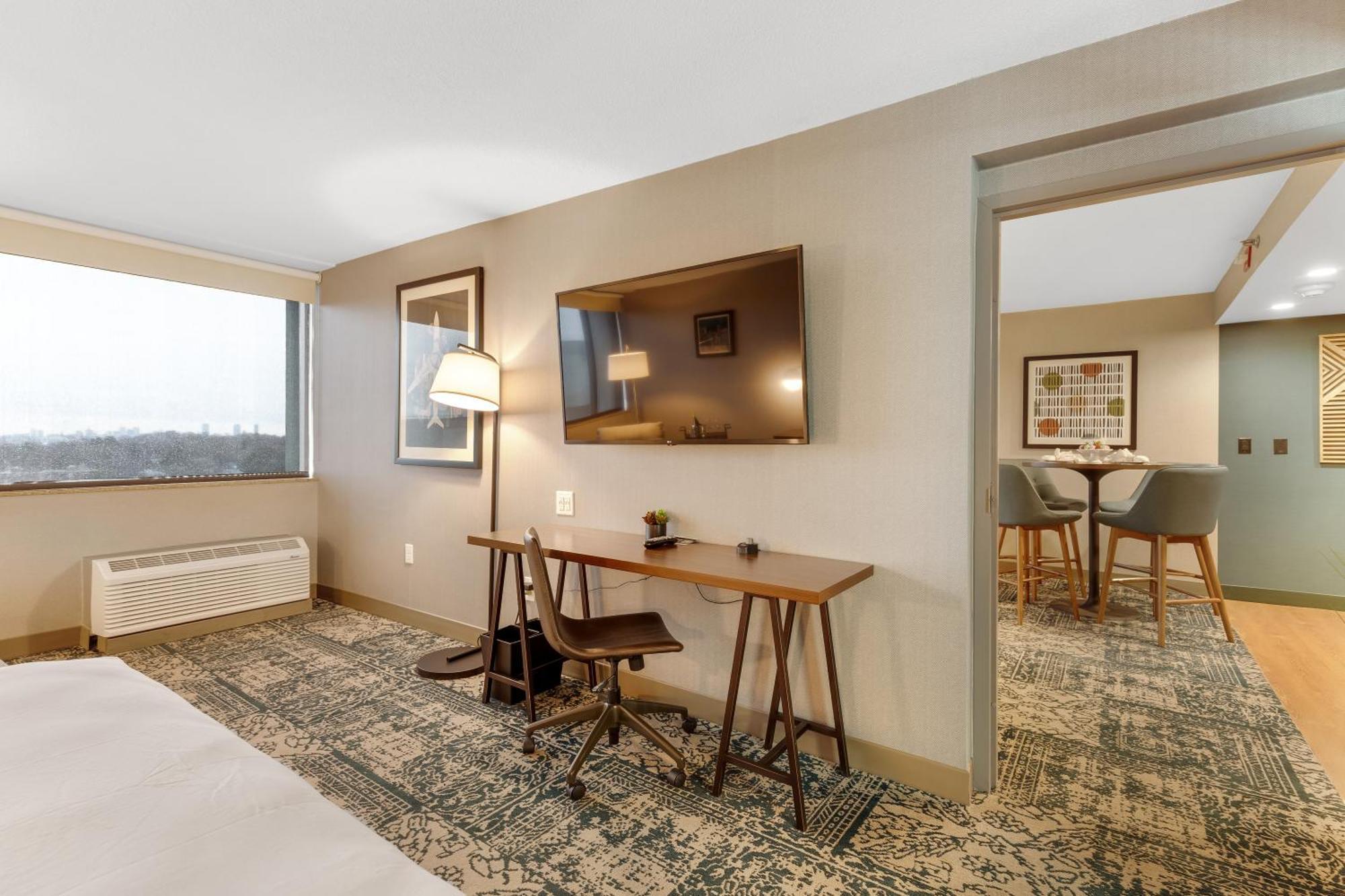 Four Points By Sheraton Boston Newton Zewnętrze zdjęcie