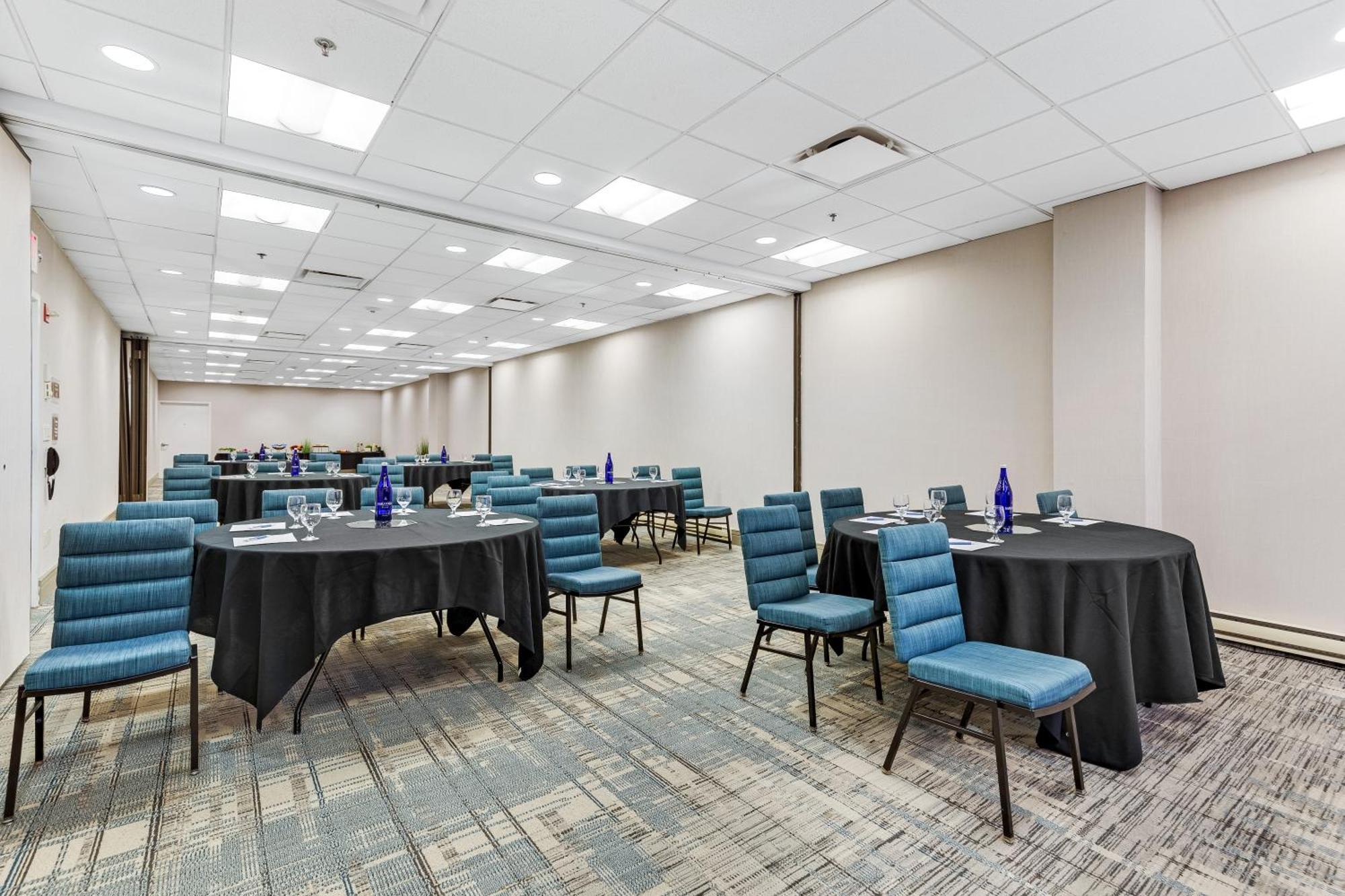Four Points By Sheraton Boston Newton Zewnętrze zdjęcie